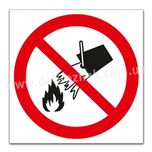 P011 Не гасити водою