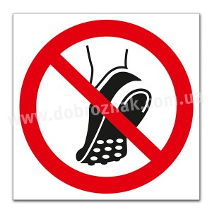 P035 Заборонено носити взуття з металевими шипами